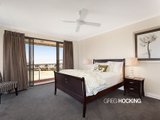 https://images.listonce.com.au/custom/160x/listings/9-lakeside-place-williamstown-vic-3016/052/01203052_img_05.jpg?_C9dcbQJcZM