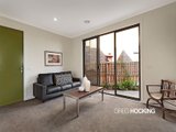 https://images.listonce.com.au/custom/160x/listings/9-lakeside-place-williamstown-vic-3016/052/01203052_img_09.jpg?ba7sr6yuO0U