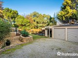 https://images.listonce.com.au/custom/160x/listings/9-landstrom-quadrant-kilsyth-vic-3137/459/01526459_img_24.jpg?XLT6o4giMaE