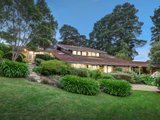 https://images.listonce.com.au/custom/160x/listings/9-larne-avenue-donvale-vic-3111/767/00978767_img_01.jpg?EnNW204Ugp4