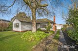 https://images.listonce.com.au/custom/160x/listings/9-lawrence-street-alfredton-vic-3350/741/01797741_img_11.jpg?xC-EOlGrcy4