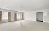 https://images.listonce.com.au/custom/160x/listings/9-leonard-street-bayswater-vic-3153/063/01723063_img_01.jpg?MlfXdQnnqQw