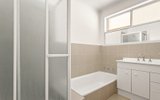 https://images.listonce.com.au/custom/160x/listings/9-leonard-street-bayswater-vic-3153/063/01723063_img_04.jpg?zLi3476QQrw