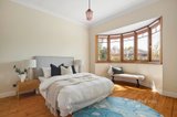 https://images.listonce.com.au/custom/160x/listings/9-leonard-street-northcote-vic-3070/780/01584780_img_05.jpg?oUnAID9bZCE