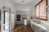 https://images.listonce.com.au/custom/160x/listings/9-loch-street-st-kilda-west-vic-3182/746/01769746_img_10.jpg?AROClNPw-VM