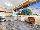 https://images.listonce.com.au/custom/160x/listings/9-lockhart-court-kilsyth-vic-3137/562/01525562_img_05.jpg?MPECkeN1pDY