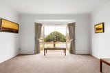 https://images.listonce.com.au/custom/160x/listings/9-lumleah-court-greensborough-vic-3088/209/01510209_img_04.jpg?IXneZqWayGE