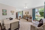 https://images.listonce.com.au/custom/160x/listings/9-lynden-grove-mount-waverley-vic-3149/061/01742061_img_03.jpg?T5mA4Do_d0E
