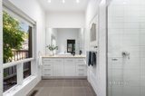 https://images.listonce.com.au/custom/160x/listings/9-mackie-grove-brighton-east-vic-3187/471/01685471_img_09.jpg?yVZCk459_CA