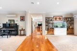https://images.listonce.com.au/custom/160x/listings/9-manorwood-way-berwick-vic-3806/193/01900193_img_02.jpg?epIXlNTbZJQ