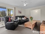 https://images.listonce.com.au/custom/160x/listings/9-marlow-street-mooroolbark-vic-3138/040/01526040_img_04.jpg?DgJ96F_o18k