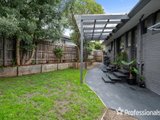 https://images.listonce.com.au/custom/160x/listings/9-marlow-street-mooroolbark-vic-3138/040/01526040_img_12.jpg?uhJRG3ASZKk