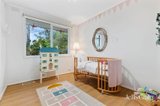 https://images.listonce.com.au/custom/160x/listings/9-maylands-crescent-glen-waverley-vic-3150/435/01927435_img_09.jpg?pf7w_j9jt_4