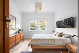 https://images.listonce.com.au/custom/160x/listings/9-mccrae-street-elwood-vic-3184/928/01735928_img_14.jpg?OgShaZ7Zc9k