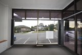 https://images.listonce.com.au/custom/160x/listings/9-meadowgate-drive-chirnside-park-vic-3116/258/01735258_img_07.jpg?hNCbhTD60-w