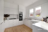 https://images.listonce.com.au/custom/160x/listings/9-mills-street-glen-iris-vic-3146/726/01899726_img_07.jpg?Rpj4dzaVMMg