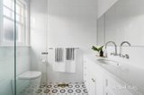 https://images.listonce.com.au/custom/160x/listings/9-mills-street-glen-iris-vic-3146/726/01899726_img_12.jpg?MsLhbsjhKBY