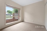 https://images.listonce.com.au/custom/160x/listings/9-monash-street-heidelberg-heights-vic-3081/393/01922393_img_05.jpg?qNcl-4IMJQ4