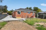 https://images.listonce.com.au/custom/160x/listings/9-monomeith-street-mooroolbark-vic-3138/108/01636108_img_15.jpg?woBQXXnZwSA