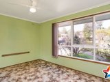 https://images.listonce.com.au/custom/160x/listings/9-monomeith-street-mooroolbark-vic-3138/934/01524934_img_09.jpg?xYgdHUs-Tz8