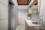 https://images.listonce.com.au/custom/160x/listings/9-moola-close-yallambie-vic-3085/047/01920047_img_09.jpg?WEGoBJW-jl0