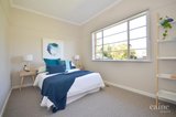 https://images.listonce.com.au/custom/160x/listings/9-muir-crescent-newington-vic-3350/491/01576491_img_11.jpg?hEoFct47izQ