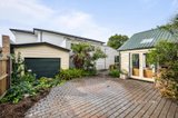 https://images.listonce.com.au/custom/160x/listings/9-munro-avenue-carnegie-vic-3163/330/01353330_img_13.jpg?2d-xWbyZFf0