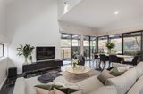 https://images.listonce.com.au/custom/160x/listings/9-muswell-hill-glen-iris-vic-3146/946/00686946_img_09.jpg?Vjra8BFI58s