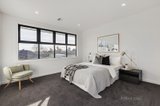 https://images.listonce.com.au/custom/160x/listings/9-noora-avenue-bentleigh-east-vic-3165/585/00632585_img_05.jpg?cny2TDem49w