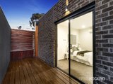 https://images.listonce.com.au/custom/160x/listings/9-norma-barnett-lane-port-melbourne-vic-3207/713/01087713_img_06.jpg?PoLFPWvo5HY