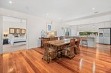 https://images.listonce.com.au/custom/160x/listings/9-normanby-road-sorrento-vic-3943/928/01437928_img_05.jpg?MNQBHstHPVc