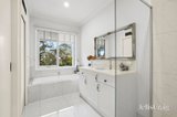 https://images.listonce.com.au/custom/160x/listings/9-north-street-daylesford-vic-3460/424/01901424_img_12.jpg?uvjrE2Z0HI4