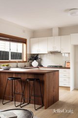 https://images.listonce.com.au/custom/160x/listings/9-northcote-street-northcote-vic-3070/767/01959767_img_04.jpg?gSNoRH5NevA