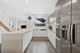 https://images.listonce.com.au/custom/160x/listings/9-pardon-place-geelong-vic-3220/916/01508916_img_02.jpg?B-fEW2QuPaw