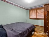 https://images.listonce.com.au/custom/160x/listings/9-paris-avenue-croydon-south-vic-3136/709/01525709_img_08.jpg?bh2Of-GqTxU