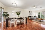 https://images.listonce.com.au/custom/160x/listings/9-parkhill-drive-kew-vic-3101/695/00557695_img_04.jpg?jkn9dLpCM0I