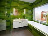 https://images.listonce.com.au/custom/160x/listings/9-pearce-street-yarraville-vic-3013/935/01794935_img_04.jpg?1yKxL22YxVU