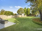 https://images.listonce.com.au/custom/160x/listings/9-peel-street-newport-vic-3015/607/01203607_img_08.jpg?cPnnQ9xz40c