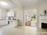 https://images.listonce.com.au/custom/160x/listings/9-peel-street-newport-vic-3015/607/01203607_img_09.jpg?XOgt7H9-zN4