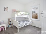 https://images.listonce.com.au/custom/160x/listings/9-peel-street-newport-vic-3015/607/01203607_img_12.jpg?y5SsOMwuu2Y