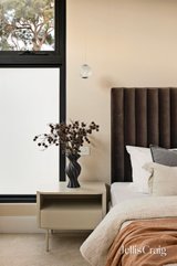 https://images.listonce.com.au/custom/160x/listings/9-pindari-street-glen-waverley-vic-3150/911/01909911_img_18.jpg?S6VSAYX49us
