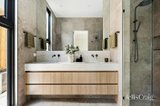 https://images.listonce.com.au/custom/160x/listings/9-pindari-street-glen-waverley-vic-3150/911/01909911_img_20.jpg?6UuW0e8VoKY