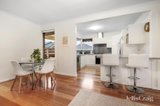 https://images.listonce.com.au/custom/160x/listings/9-plymouth-court-nunawading-vic-3131/102/01753102_img_04.jpg?YsGibPX43s4