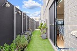 https://images.listonce.com.au/custom/160x/listings/9-poble-walk-avondale-heights-vic-3034/837/01747837_img_16.jpg?PGUWbe-jz-M