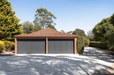 https://images.listonce.com.au/custom/160x/listings/9-pound-road-warrandyte-vic-3113/527/01648527_img_23.jpg?62T1nNYKvJc