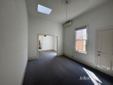 https://images.listonce.com.au/custom/160x/listings/9-prentice-street-brunswick-vic-3056/584/01969584_img_06.jpg?mjo9heiBCeI