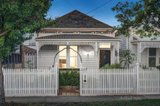 https://images.listonce.com.au/custom/160x/listings/9-raleigh-street-malvern-vic-3144/137/00901137_img_01.jpg?plyeI23dDuE