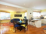 https://images.listonce.com.au/custom/160x/listings/9-rawson-court-ringwood-east-vic-3135/234/00620234_img_04.jpg?r-xm6fA9NzA