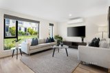 https://images.listonce.com.au/custom/160x/listings/9-reeve-lane-chirnside-park-vic-3116/556/01603556_img_02.jpg?g5aWLgMm7r0