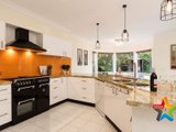 https://images.listonce.com.au/custom/160x/listings/9-revenue-place-lilydale-vic-3140/574/01524574_img_09.jpg?jZ5Lk7vyWxA